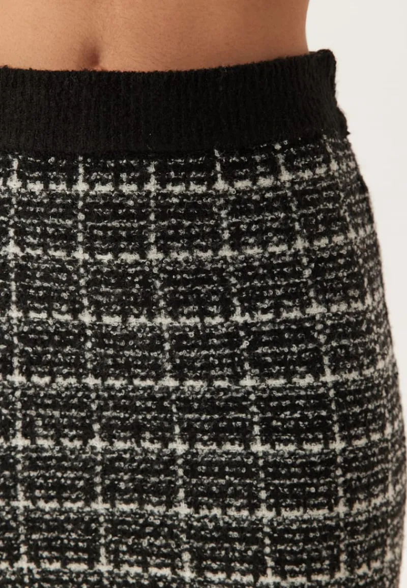 VILA Audrey Check Knit Skirt