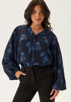 Happy Holly Balloon Sleeve Blouse