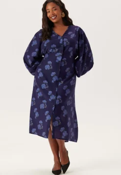 Happy Holly Balloon Sleeve Dress