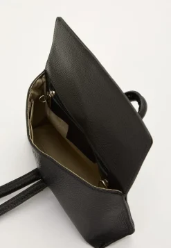 Latalia Barletta Small Leather Bag