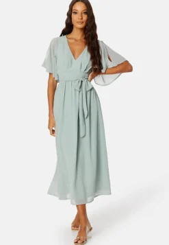 Bubbleroom Occasion Butterfly Sleeve Midi Dress