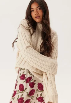 Emelie Olson X Bubbleroom Cable Knit Sweater
