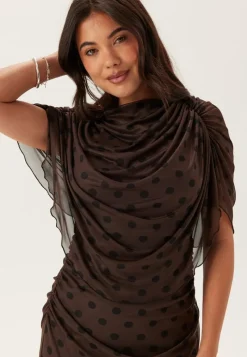 Bubbleroom Occasion Cape Mesh Ankle Dress