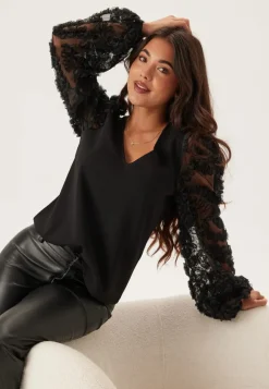 Happy Holly 3D Floral Sleeve V-neck Top