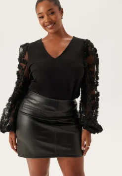 Happy Holly 3D Floral Sleeve V-neck Top