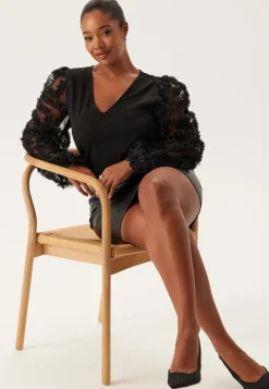 Happy Holly 3D Floral Sleeve V-neck Top