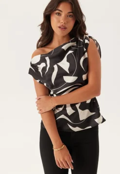 BUBBLEROOM Dropped Shoulder Blouse