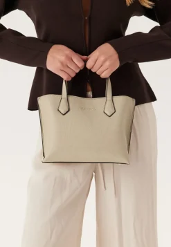 Valentino Fall Re Shopping