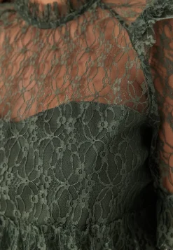 BUBBLEROOM Frill Lace Blouse