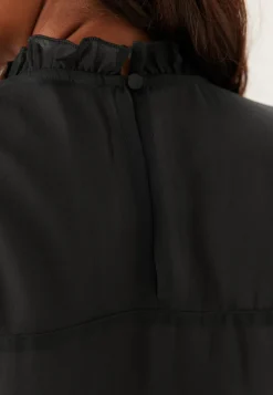 BUBBLEROOM Frill Short Sleeve Blouse