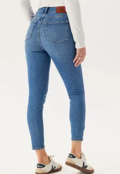Calvin Klein Jeans High Rise Skinny Ankle Jean Wild