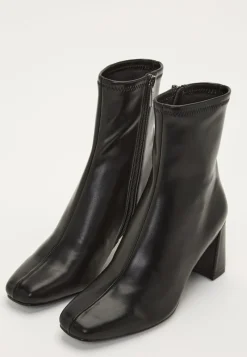 Steve Madden Hurst Classic Boots