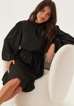 Happy Holly Jacquard Flounce Dress