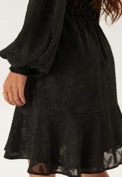 Happy Holly Jacquard Flounce Dress