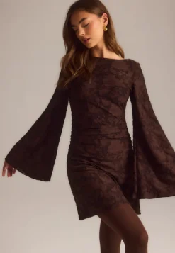 Bubbleroom Occasion Jacquard Stretch Short Dress