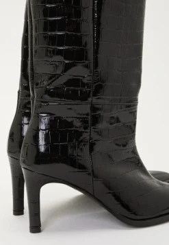 MAKE WAY Knee High Leather Boot