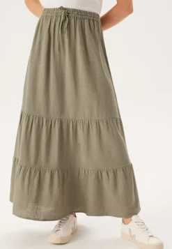 Happy Holly Linen Maxi Skirt