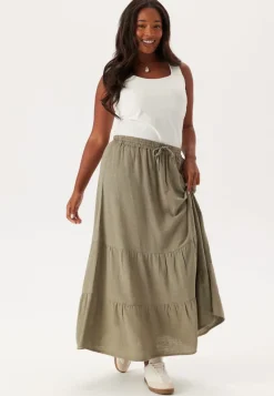 Happy Holly Linen Maxi Skirt