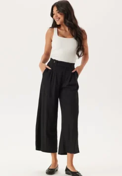 Happy Holly Linen Pants