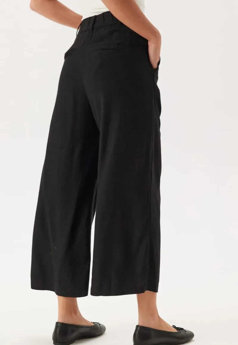 Happy Holly Linen Pants