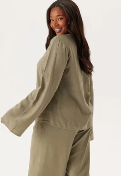 Happy Holly Linen Wide Sleeve Blouse