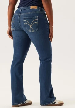 BUBBLEROOM Low Embroidery Pocket Jeans