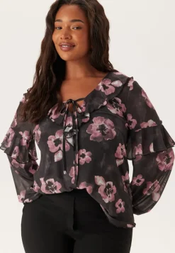 Happy Holly Mesh Frill Top