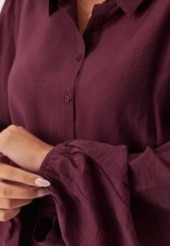 Happy Holly Midi Shirt Dress