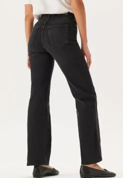 Dr. Denim Moxy Straight