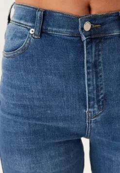 Dr. Denim Moxy Straight