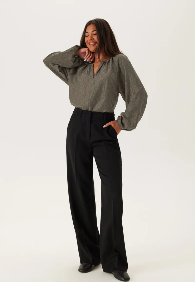 Object Collectors Item Objtrue L/S LO BLOUSE