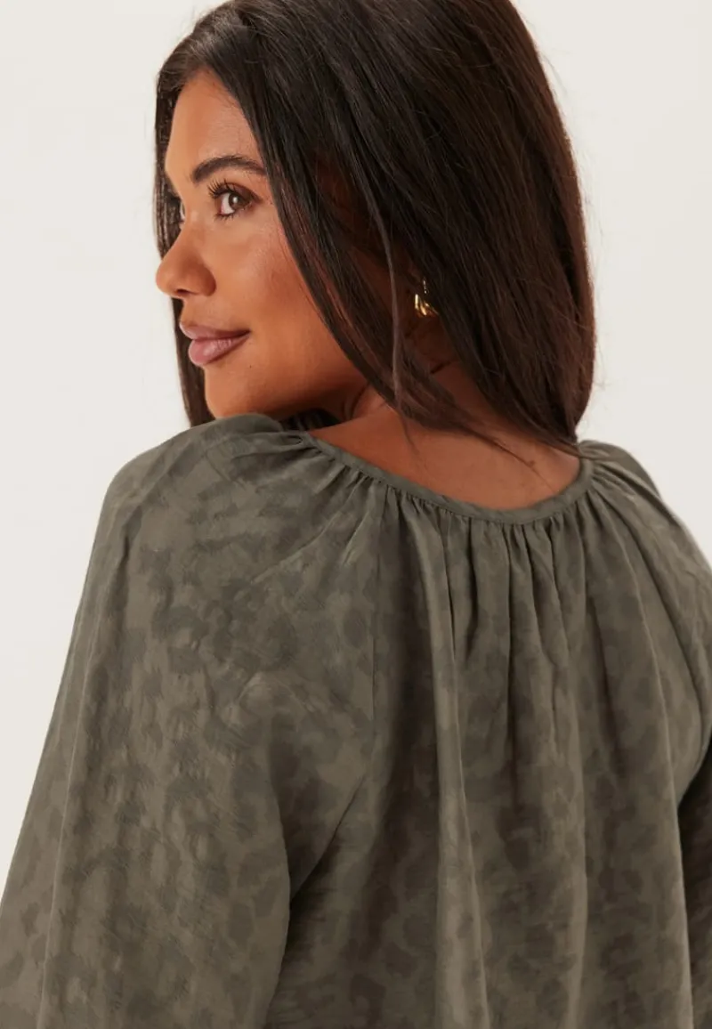 Object Collectors Item Objtrue L/S LO BLOUSE