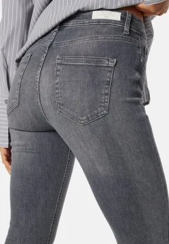 ONLY Onlblush Mid Flared Jeans