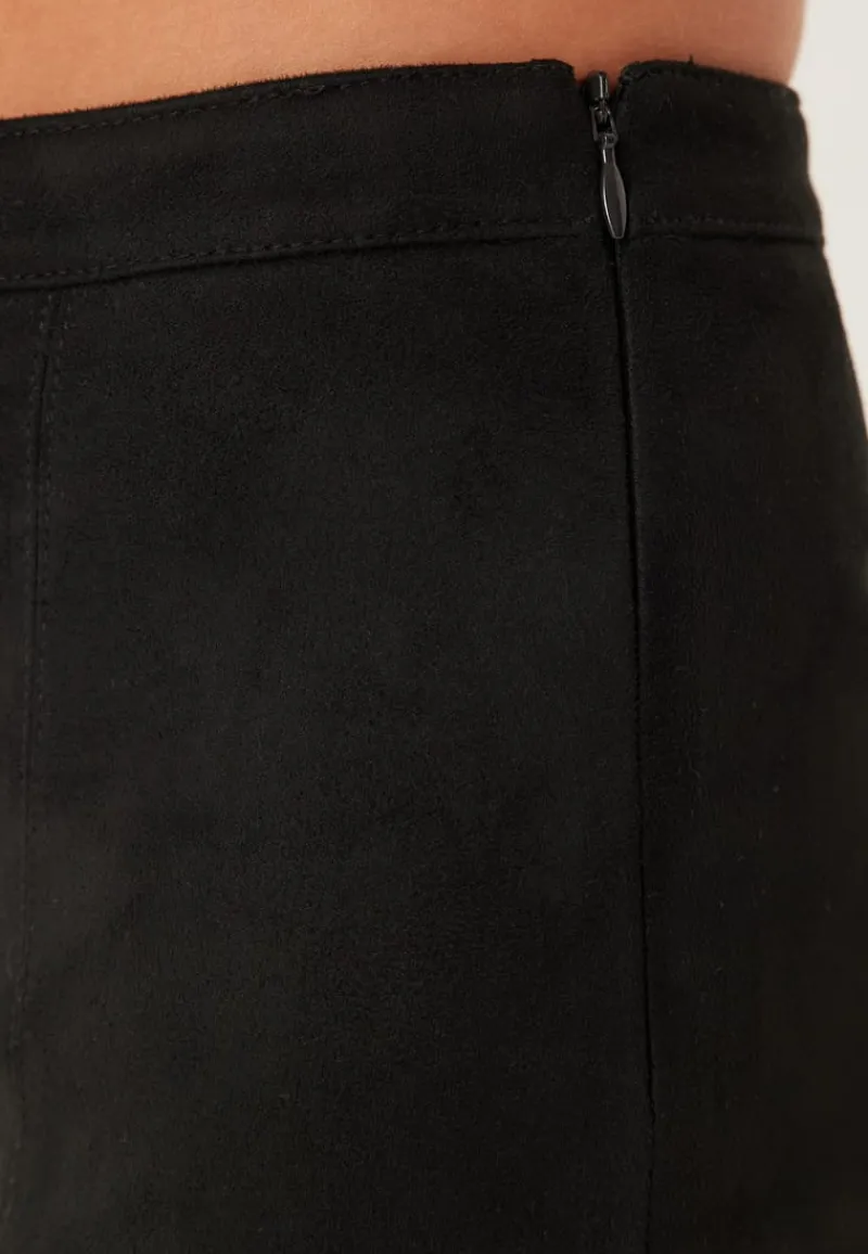 ONLY Onloline Life Faux Suede Skirt
