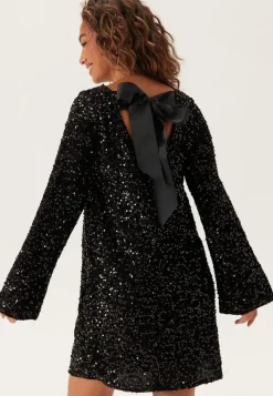 Pieces Pckam Ls Deep Back Bow Dress