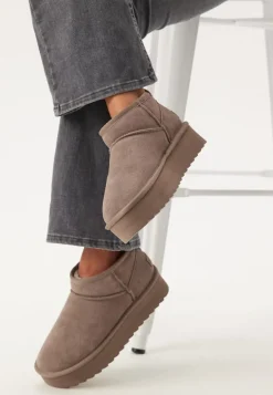 Colors of California Platform Winter Boot In Suede
