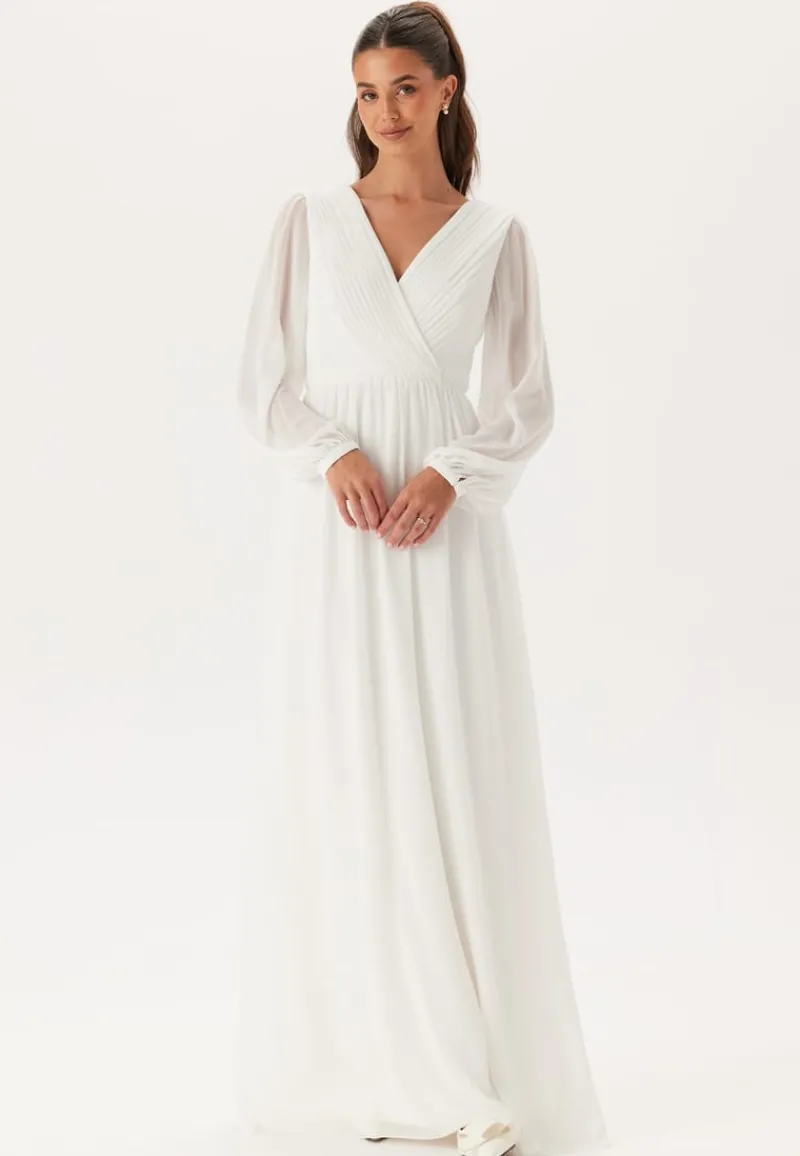 Bubbleroom Occasion Pleated V-Neck Wedding Gown