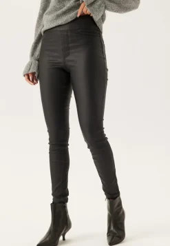 Happy Holly Push-up Coated Slim Trousers