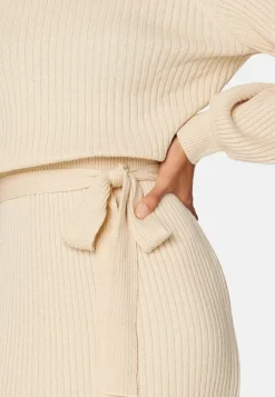 BUBBLEROOM Round Neck Rib Knitted Midi Dress