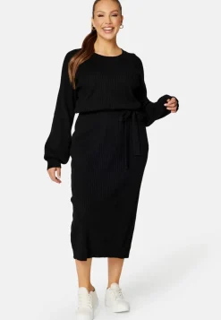 BUBBLEROOM Round Neck Rib Knitted Midi Dress
