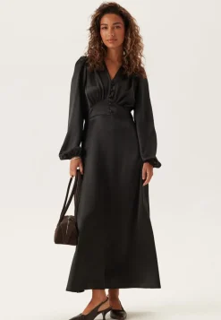 BUBBLEROOM Satin V-neck Maxi Dress