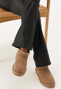 Colors of California Short Winter Boot In Suede