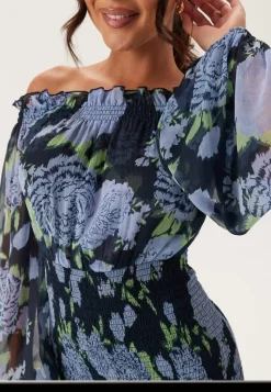 Bubbleroom Occasion Smock Off Shoulder Maxi Dress