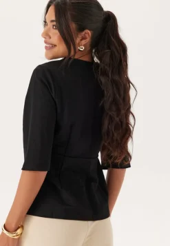 Happy Holly Soft Short Sleeve Blazer