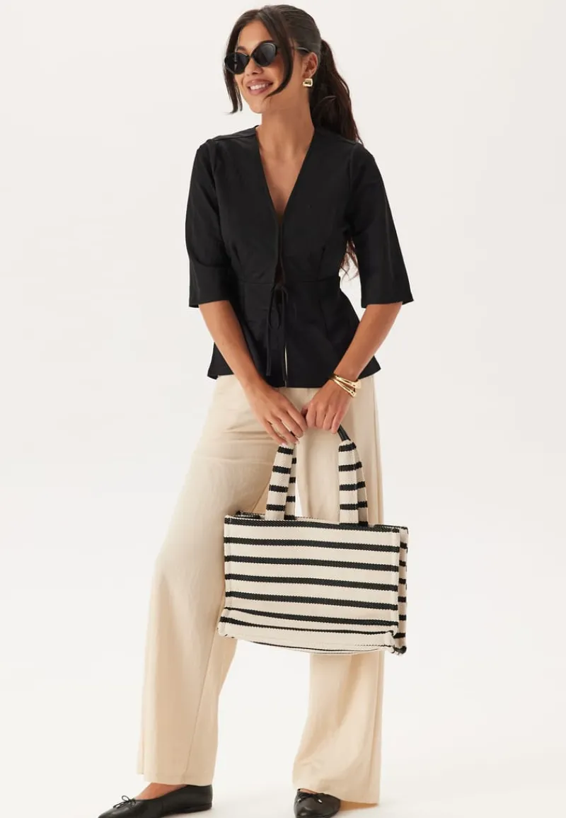 Happy Holly Soft Short Sleeve Blazer