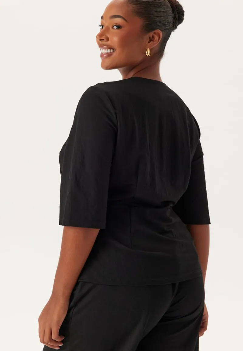 Happy Holly Soft Short Sleeve Blazer