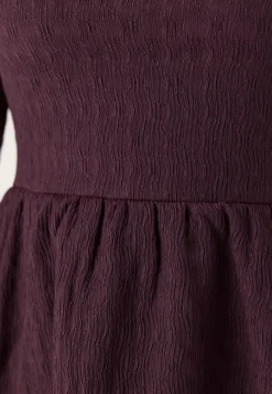 BUBBLEROOM Square Neck Peplum Top