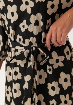 Happy Holly Structure Flounce Midi Dress