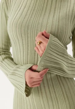 BUBBLEROOM Structure Knitted Dress