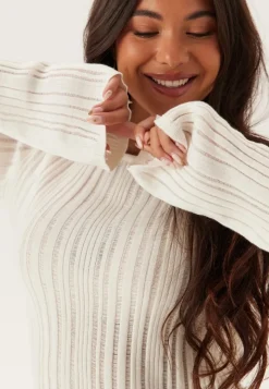 BUBBLEROOM Structure Knitted Top